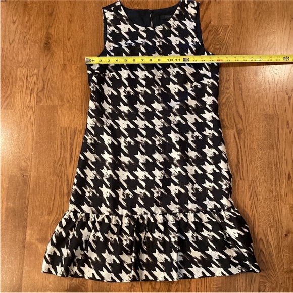 J Crew 100% Silk Flounce Dress - Picture 7 of 8